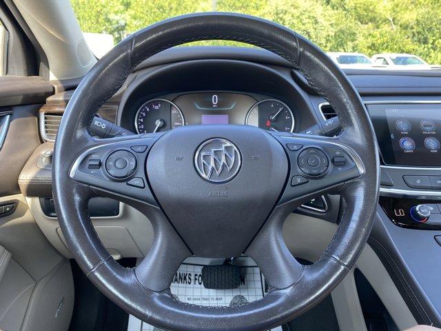 Photo of 2017 White Frost Tricoat Buick LaCrosse