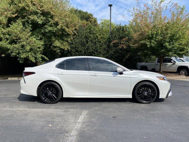 Photo of 2022 Wind Chill Pearl Toyota Camry