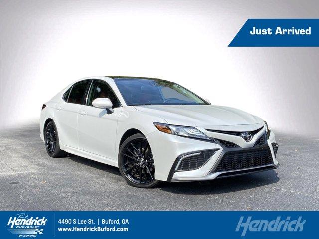Photo of 2022 Wind Chill Pearl Toyota Camry