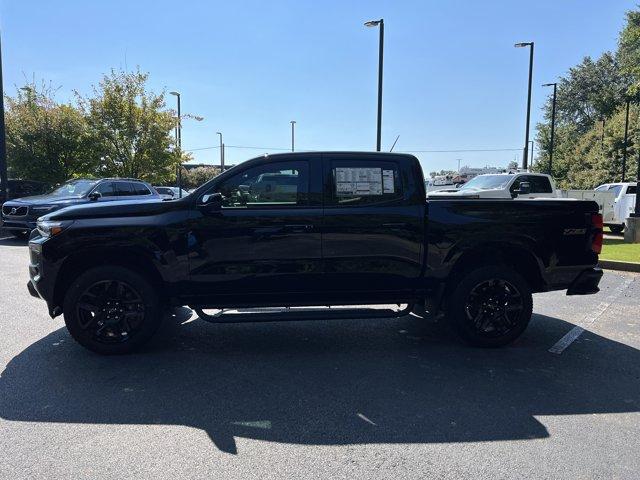 Photo of 2025 Black Chevrolet Colorado