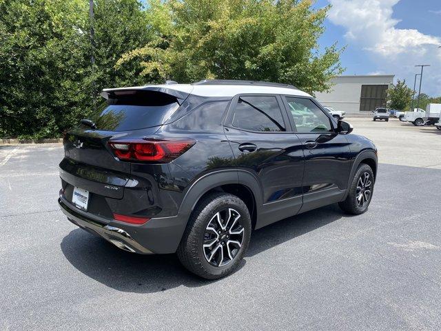 Photo of 2025 Mosaic Black Metallic Chevrolet Trailblazer