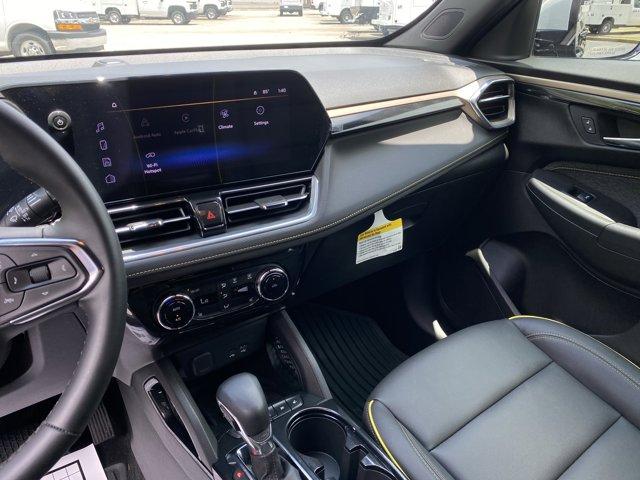 Photo of 2025 Mosaic Black Metallic Chevrolet Trailblazer