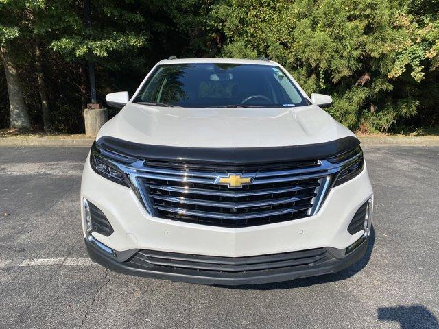 Photo of 2022 Iridescent Pearl Tricoat Chevrolet Equinox