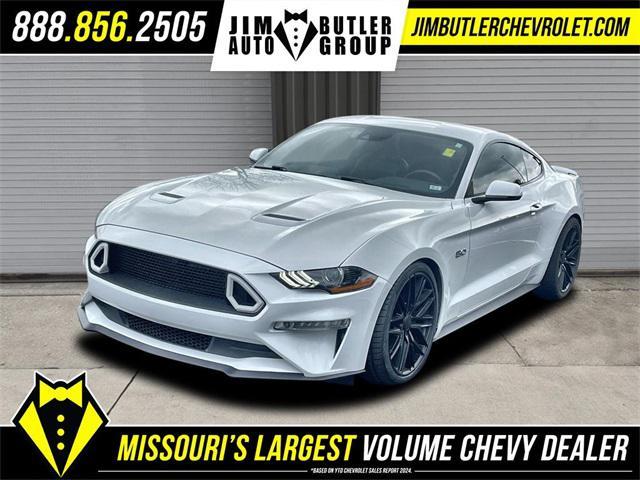 Photo of 2020 Oxford White Ford Mustang