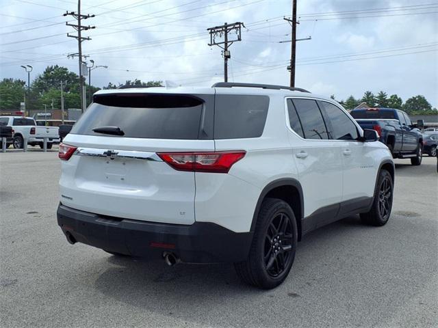 Photo of 2019 Summit White Chevrolet Traverse
