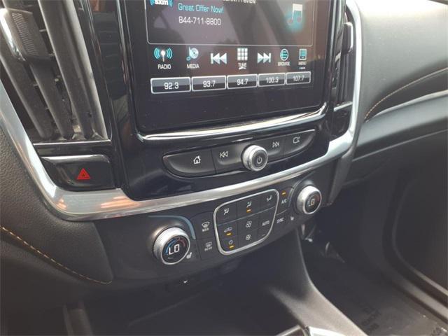 Photo of 2019 Summit White Chevrolet Traverse