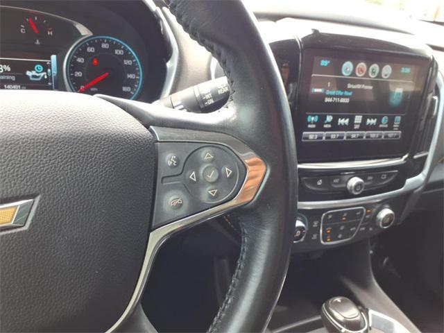 Photo of 2019 Summit White Chevrolet Traverse