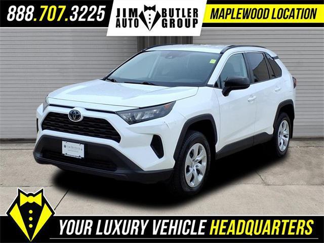 Photo of 2021 Super White Toyota RAV4