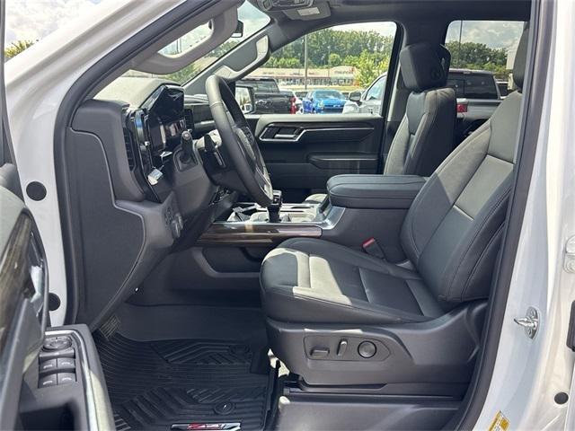Photo of 2025 Summit White Chevrolet Silverado 1500