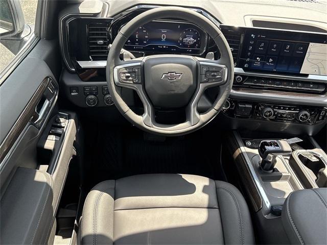 Photo of 2025 Summit White Chevrolet Silverado 1500