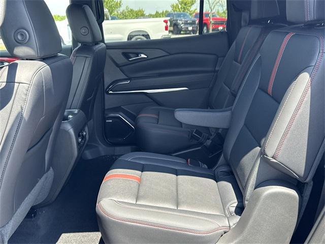 Photo of 2025 Sterling Gray Metallic Chevrolet Traverse