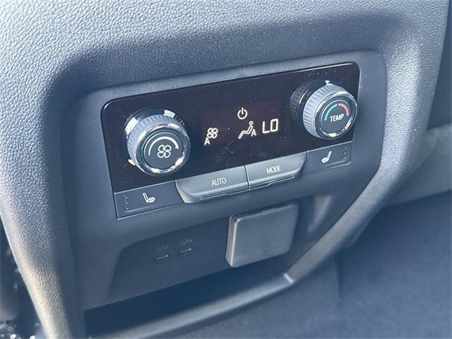 Photo of 2025 Sterling Gray Metallic Chevrolet Traverse