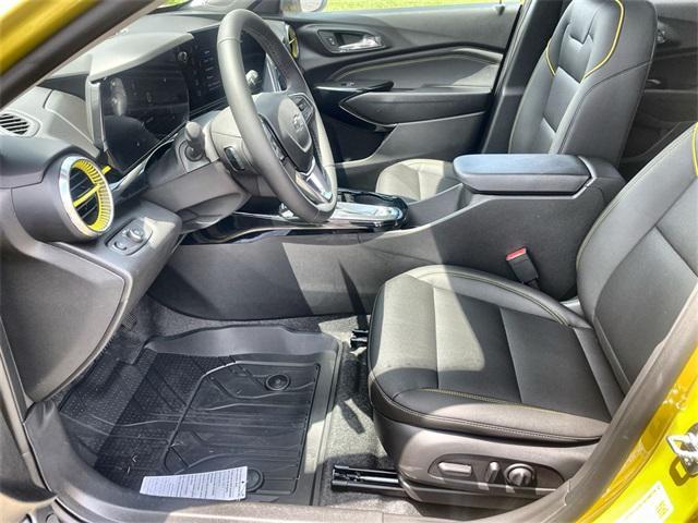 Photo of 2025 Nitro Yellow Metallic Chevrolet Trax