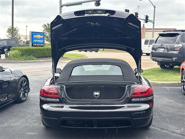 Photo of 2005 Viper Black Clearcoat/Black Soft Top Dodge Viper