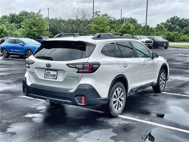 Photo of 2022 Crystal White Pearl Subaru Outback