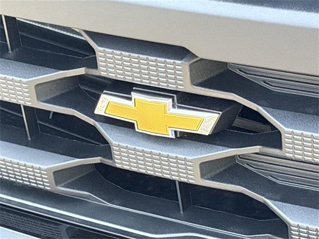 Photo of 2025 Black Chevrolet Silverado 1500