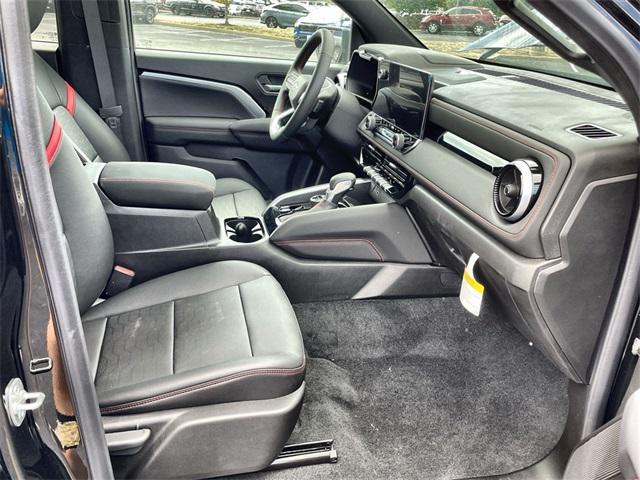 Photo of 2025 Black Chevrolet Colorado