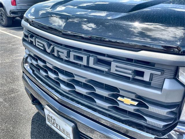 Photo of 2025 Black Chevrolet Silverado 1500