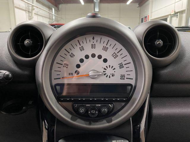 Photo of 2012 Light White MINI Cooper Countryman