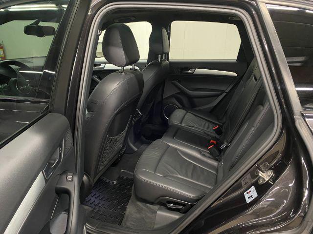 Photo of 2014 Lava Gray Pearl Effect Audi Q5