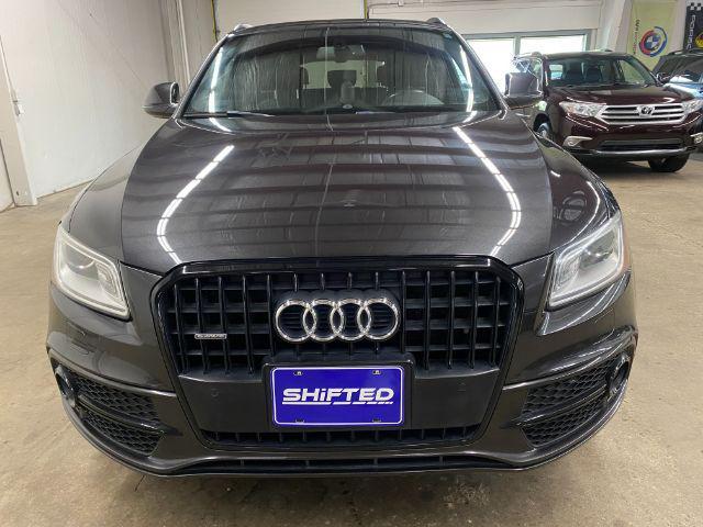 Photo of 2014 Lava Gray Pearl Effect Audi Q5