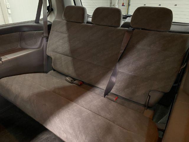 Photo of 2003 Starlight Silver Metallic Honda Odyssey