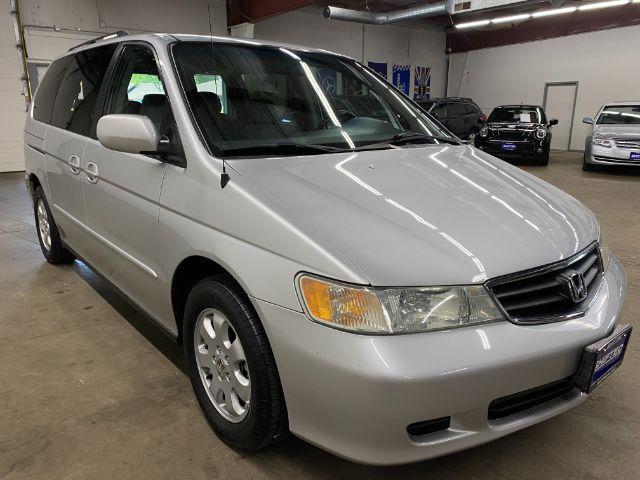 Photo of 2003 Starlight Silver Metallic Honda Odyssey