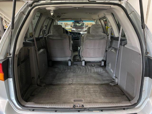 Photo of 2003 Starlight Silver Metallic Honda Odyssey