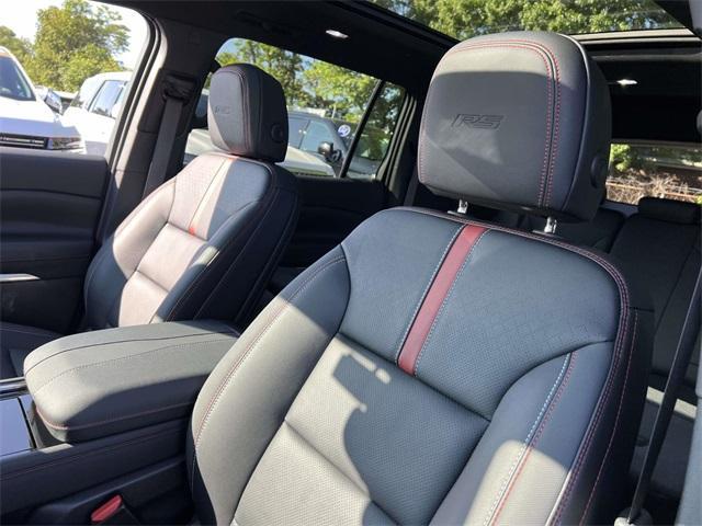 Photo of 2024 Radiant Red Chevrolet Traverse