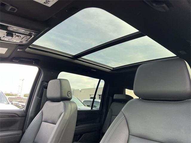 Photo of 2023 Black Chevrolet Suburban