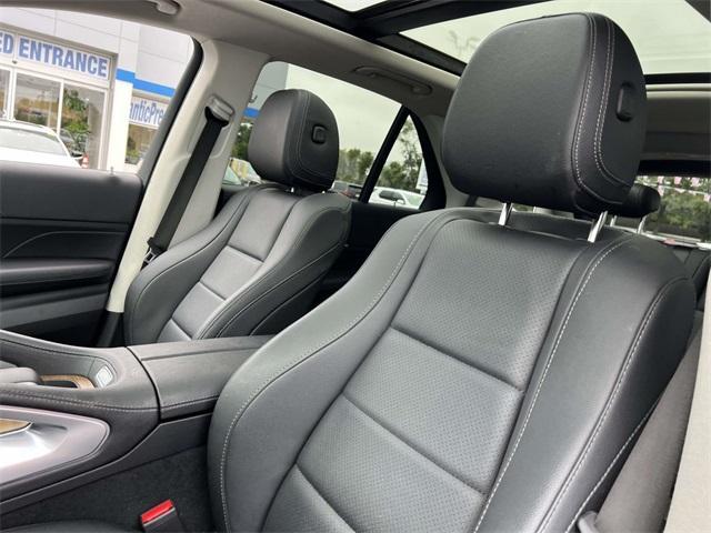 Photo of 2024 Alpine Gray Mercedes-Benz GLE 350