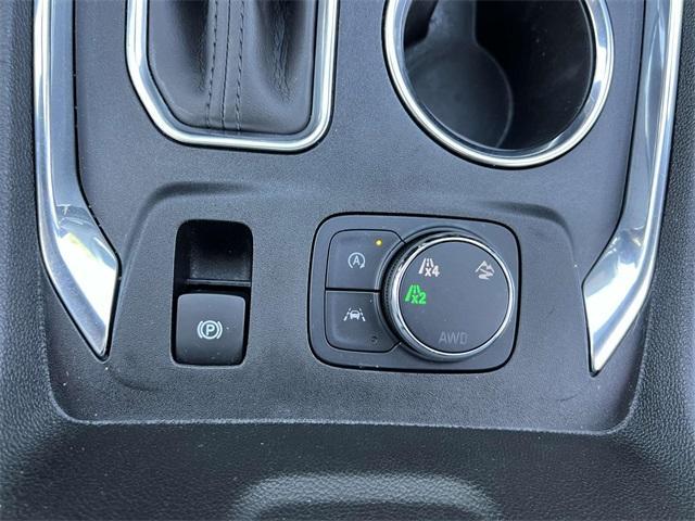 Photo of 2023 Sterling Gray Metallic Chevrolet Traverse