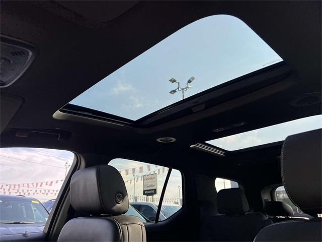 Photo of 2023 Sterling Gray Metallic Chevrolet Traverse