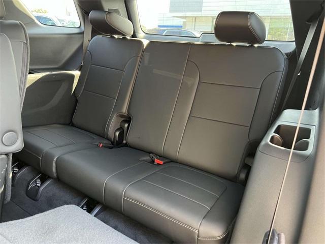 Photo of 2023 Sterling Gray Metallic Chevrolet Traverse