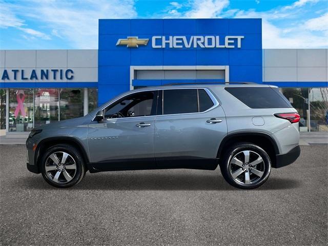 Photo of 2023 Sterling Gray Metallic Chevrolet Traverse