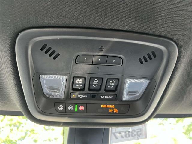 Photo of 2023 Sterling Gray Metallic Chevrolet Traverse