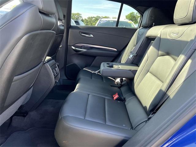 Photo of 2023 Wave Metallic Cadillac XT4