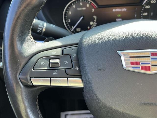 Photo of 2023 Wave Metallic Cadillac XT4