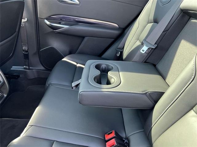 Photo of 2023 Wave Metallic Cadillac XT4