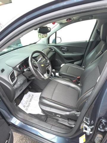 Photo of 2022 Shadow Gray Metallic Chevrolet Trax
