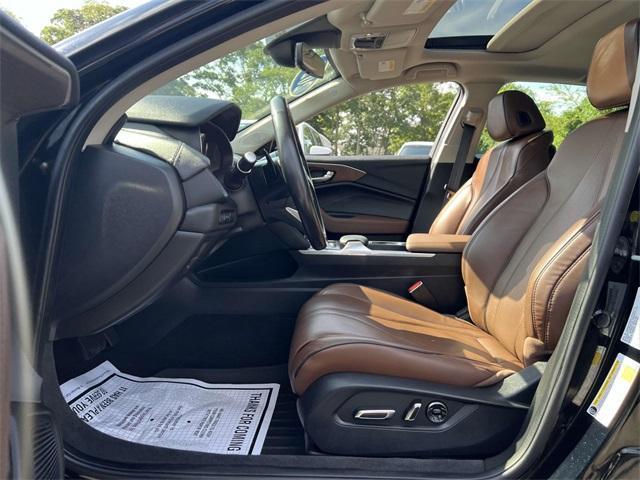 Photo of 2023 Majestic Black Pearl Acura TLX