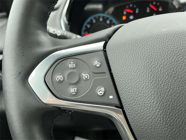 Photo of 2023 Iridescent Pearl Tricoat Chevrolet Traverse