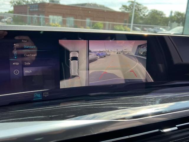Photo of 2025 Crystal White Tri-Coat Cadillac Escalade
