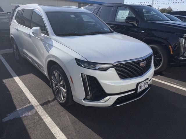 Photo of 2022 Crystal White Tri-Coat Cadillac XT6