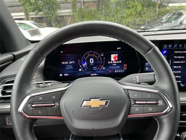 Photo of 2024 Sterling Gray Metallic Chevrolet Traverse