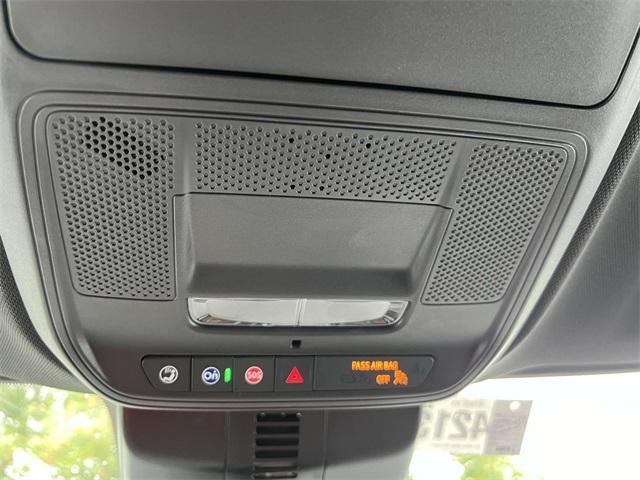 Photo of 2024 Sterling Gray Metallic Chevrolet Traverse