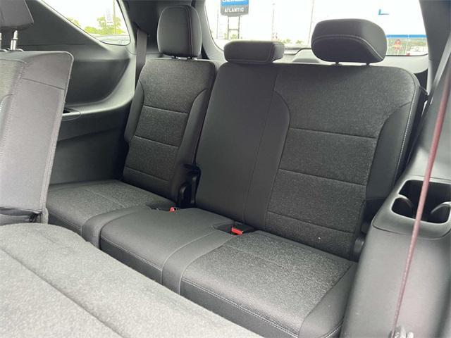 Photo of 2024 Sterling Gray Metallic Chevrolet Traverse