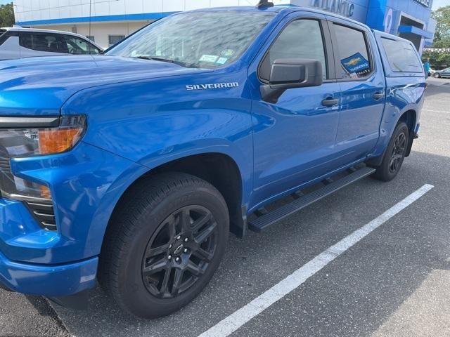 Photo of 2022 Glacier Blue Metallic Chevrolet Silverado 1500