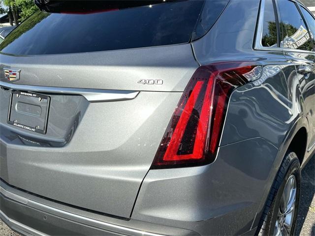 Photo of 2021 Satin Steel Metallic Cadillac XT5