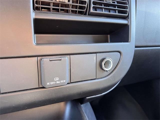 Photo of 2023 Summit White GMC Savana 2500